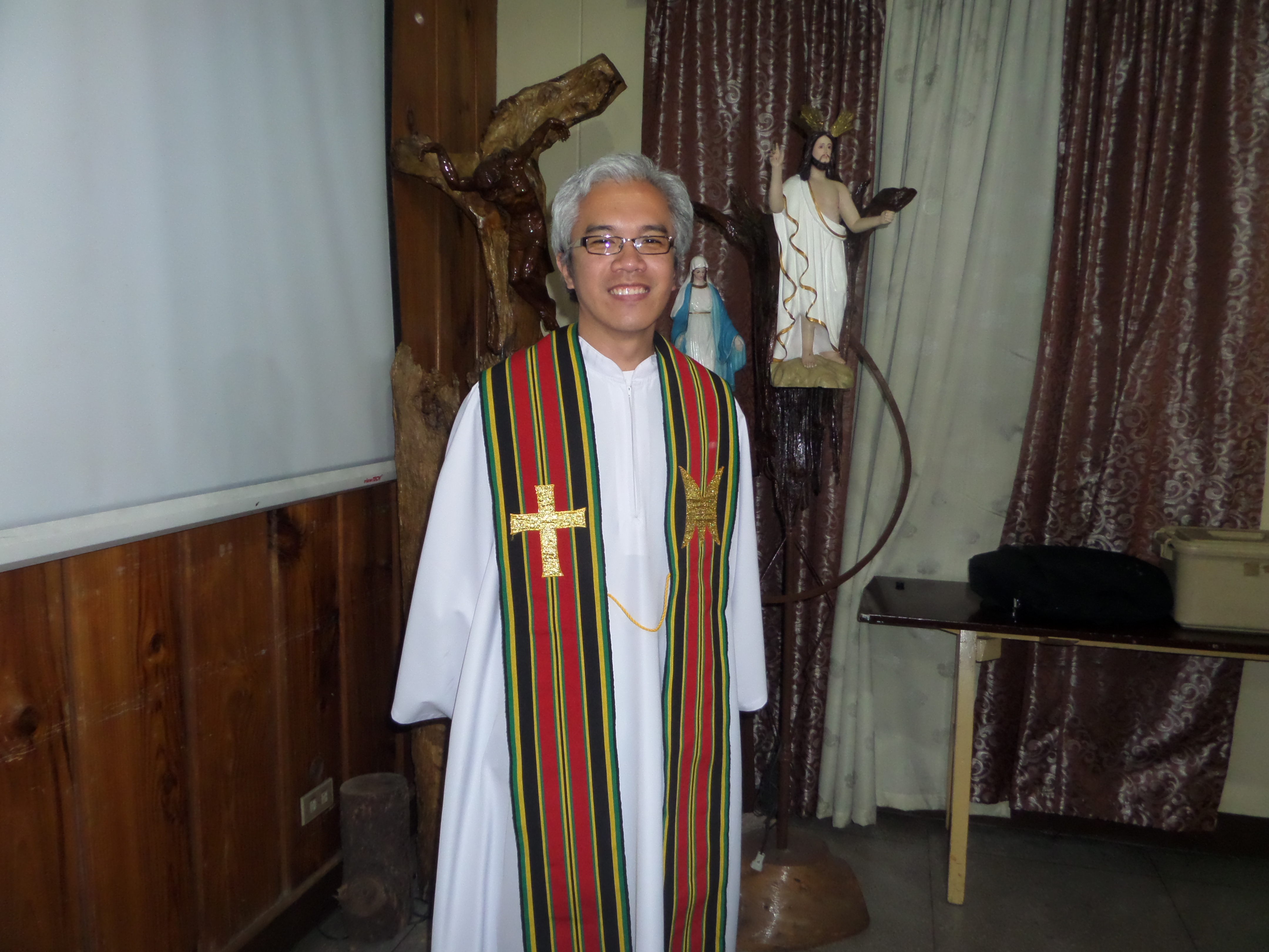 Fr. Manny Flores Jr